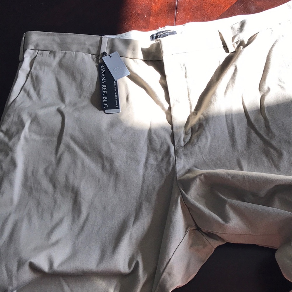 New banana republic men’s khakis 44x34